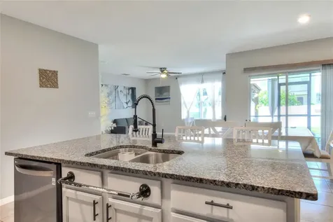 1829 Pristine Loop Lakeland FL 33811