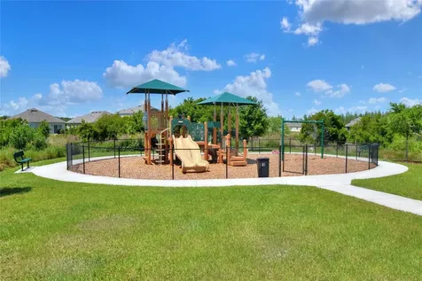1829 Pristine Loop Lakeland FL 33811