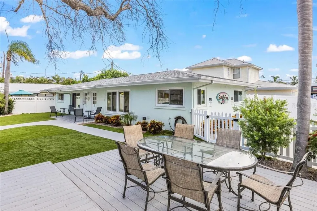 1141 Sun N Sea Drive Sarasota FL 34242