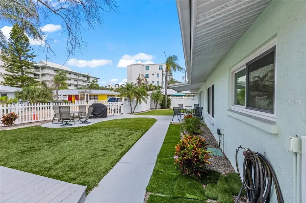 1141 Sun N Sea Drive Sarasota FL 34242
