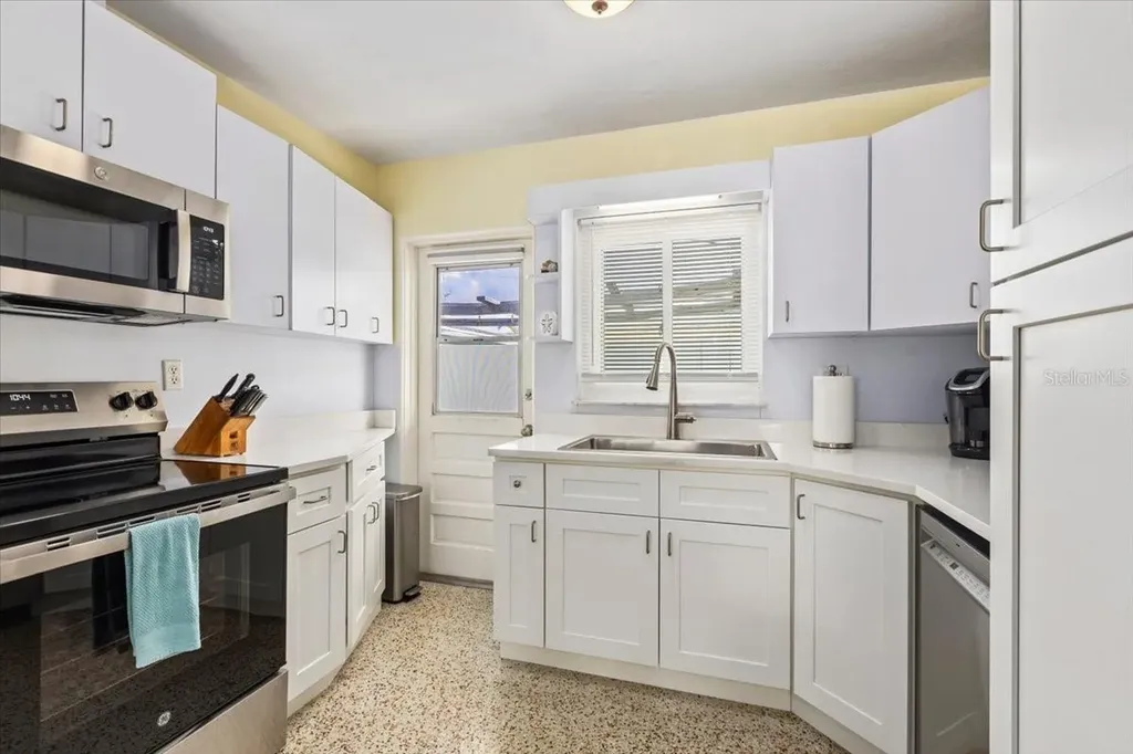 1141 Sun N Sea Drive Sarasota FL 34242