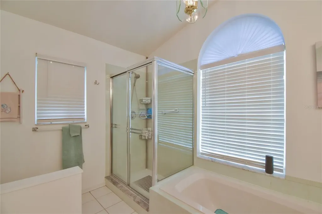 5366 NW 21st Loop Ocala FL 34482