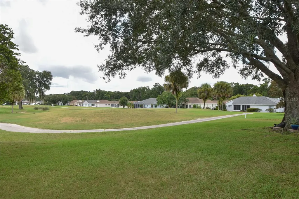 5366 NW 21st Loop Ocala FL 34482