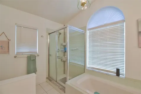 5366 NW 21st Loop Ocala FL 34482