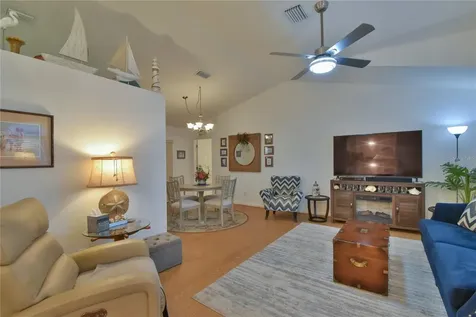 5366 NW 21st Loop Ocala FL 34482
