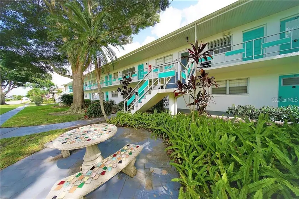 5810 21st Street N St Petersburg FL 33714