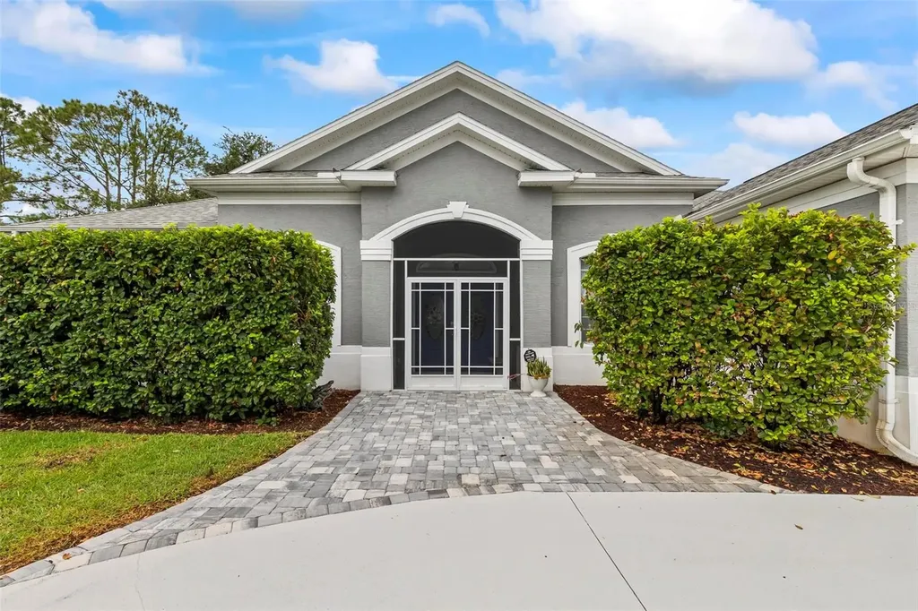 4 Westmoreland Drive Palm Coast FL 32164