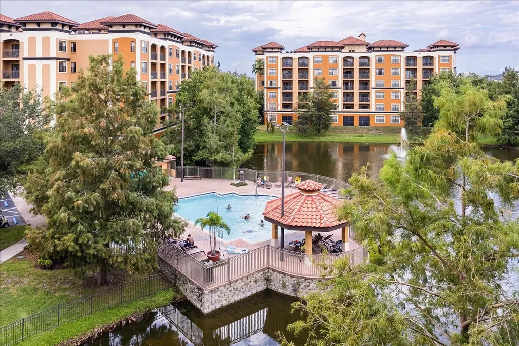 12539 Floridays Resort Drive Orlando FL 32821