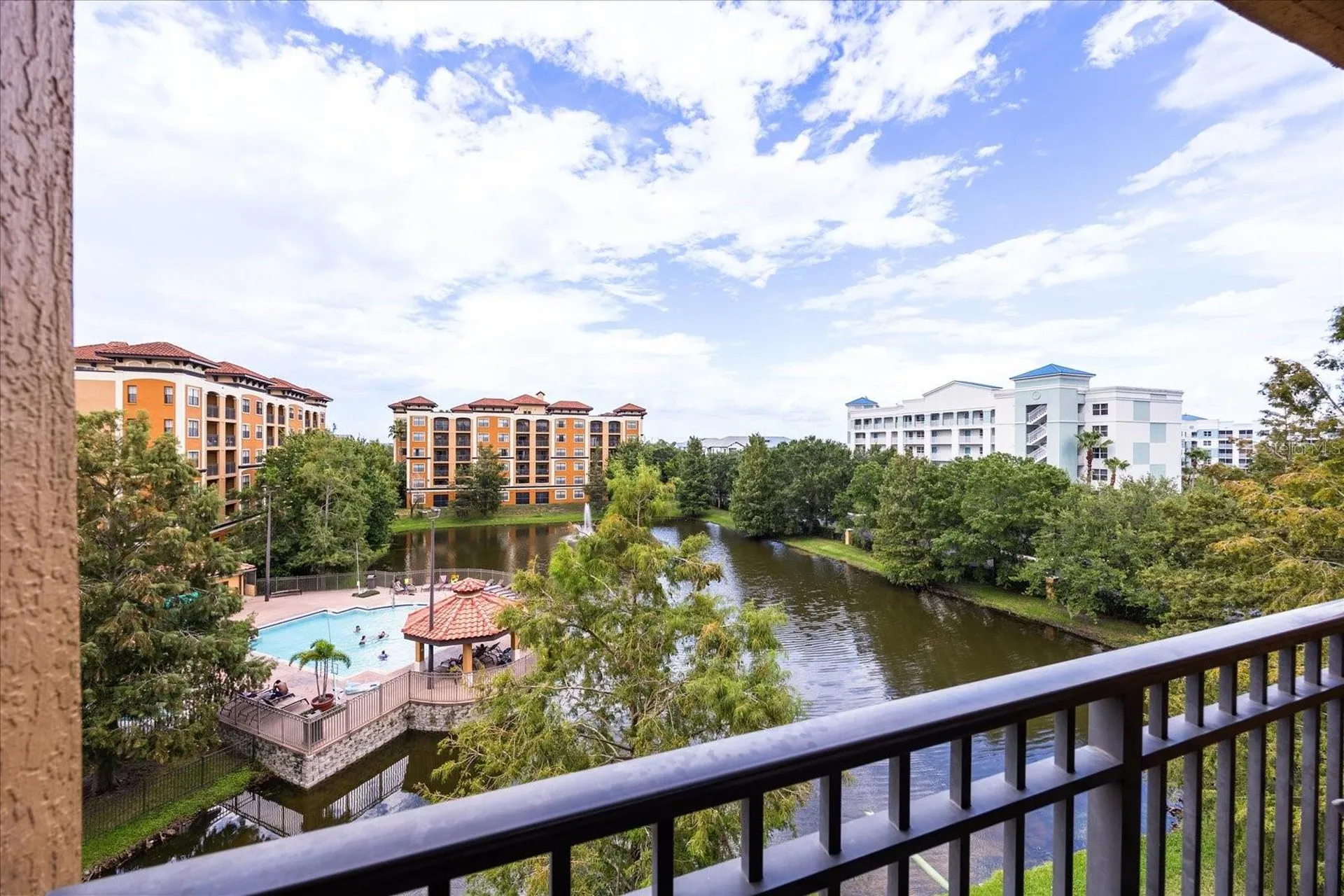 12539 Floridays Resort Drive Orlando FL 32821