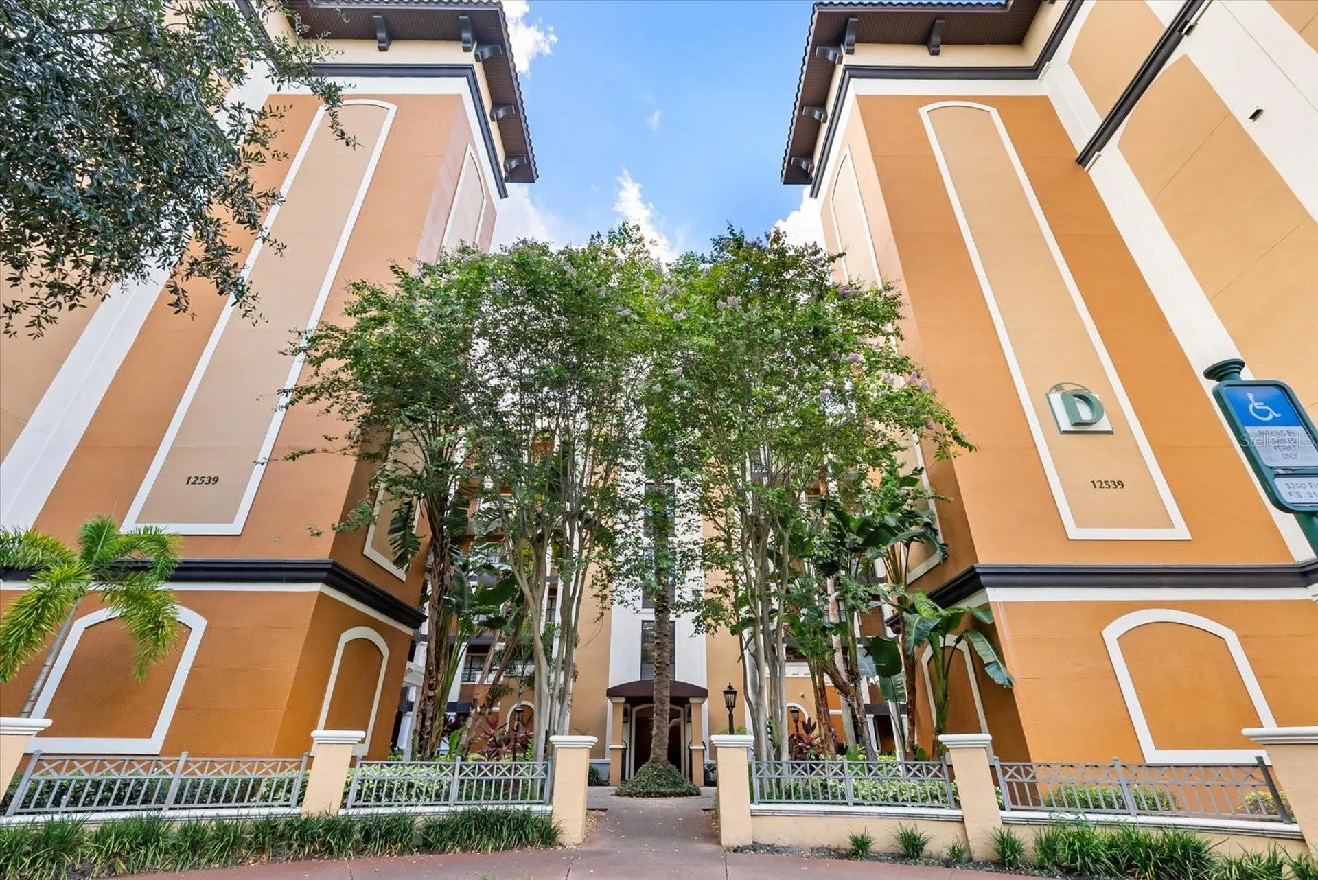 12539 Floridays Resort Drive Orlando FL 32821