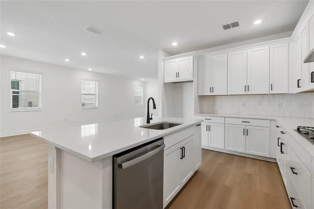 8103 Seaflower Parkway Bradenton FL 34210