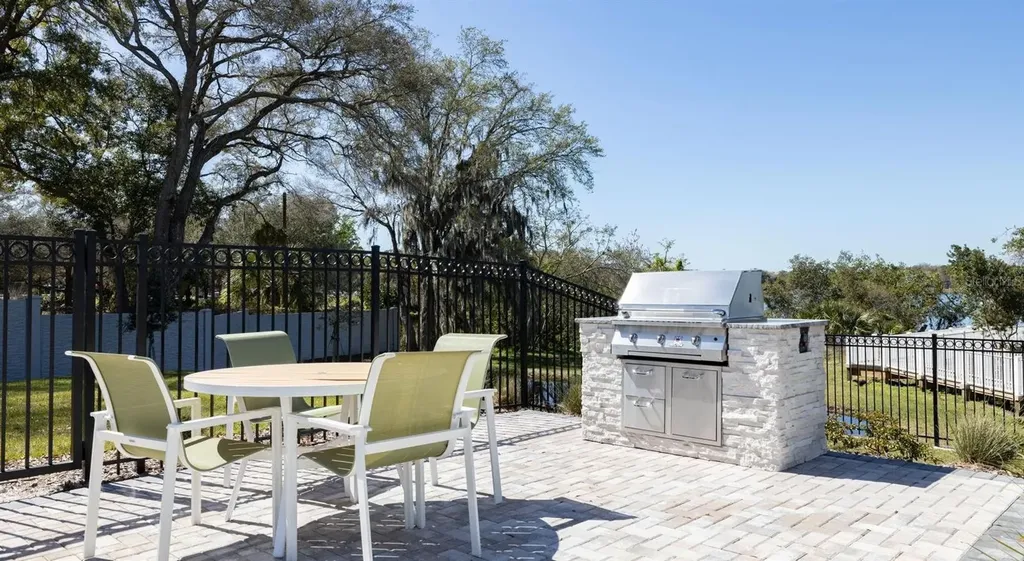110 Zora Place Orlando FL 32810
