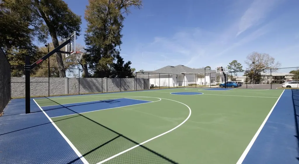 110 Zora Place Orlando FL 32810
