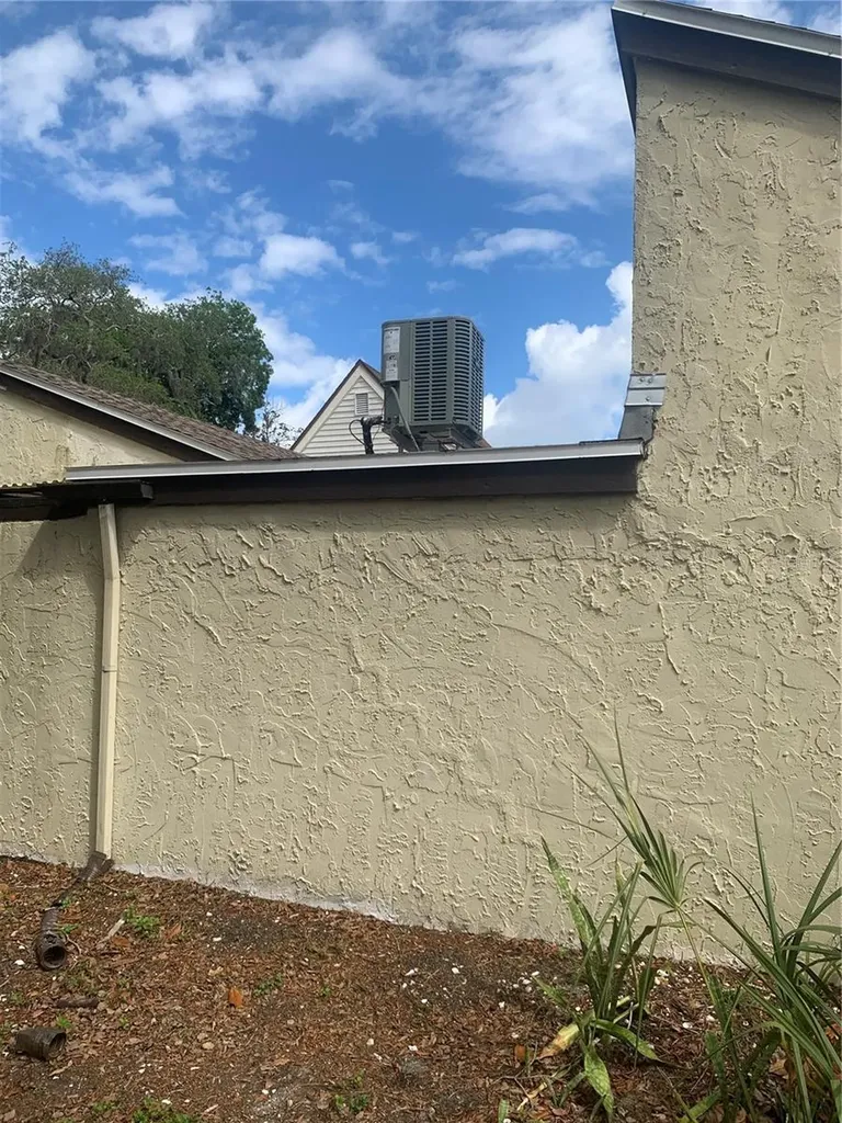 12225 Saddle Strap Row Hudson FL 34667