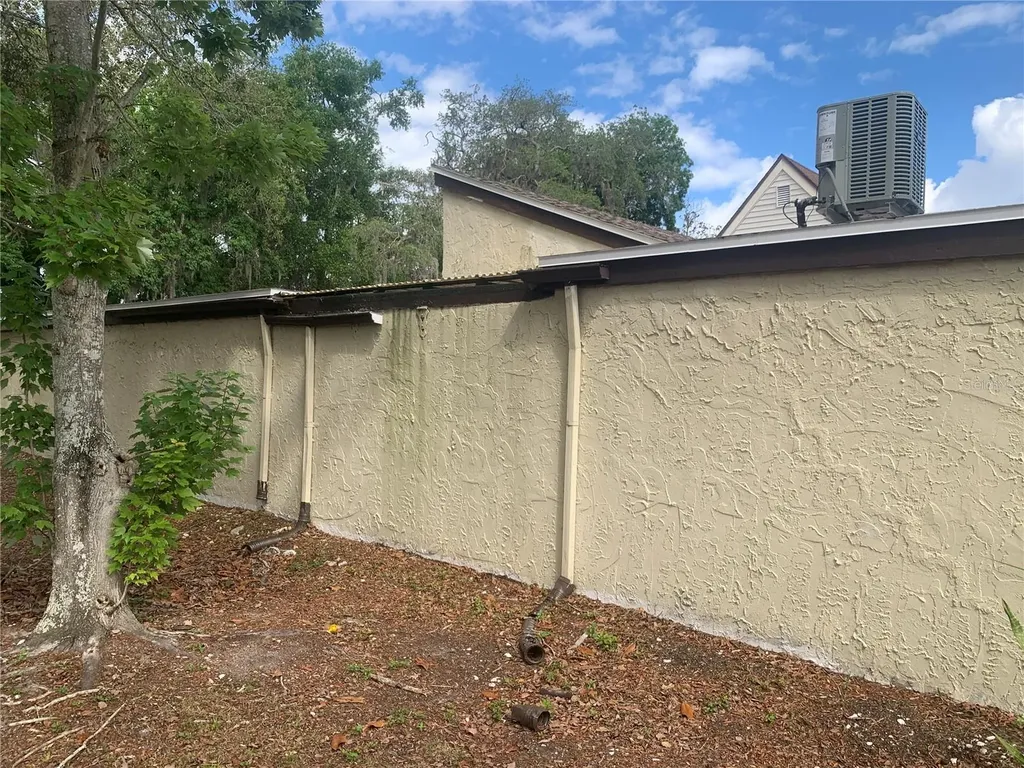 12225 Saddle Strap Row Hudson FL 34667