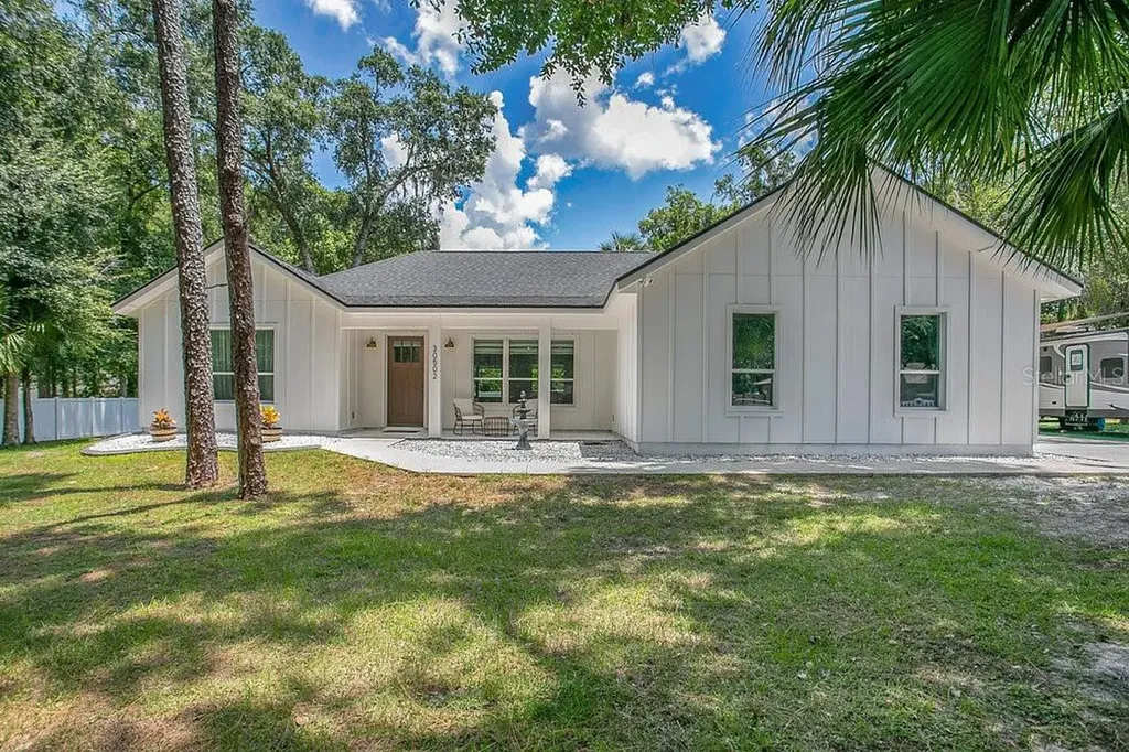 30502 Seaforth Drive Sorrento FL 32776