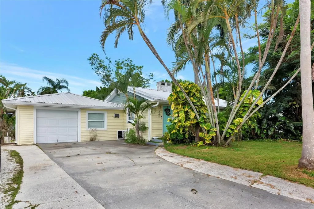 1712 Cheyenne Street Sarasota FL 34231
