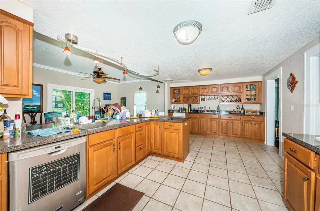 3730 Foster Hill Drive N St Petersburg FL 33704