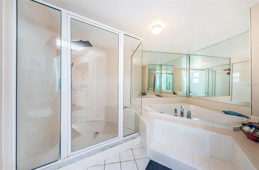 3730 Foster Hill Drive N St Petersburg FL 33704