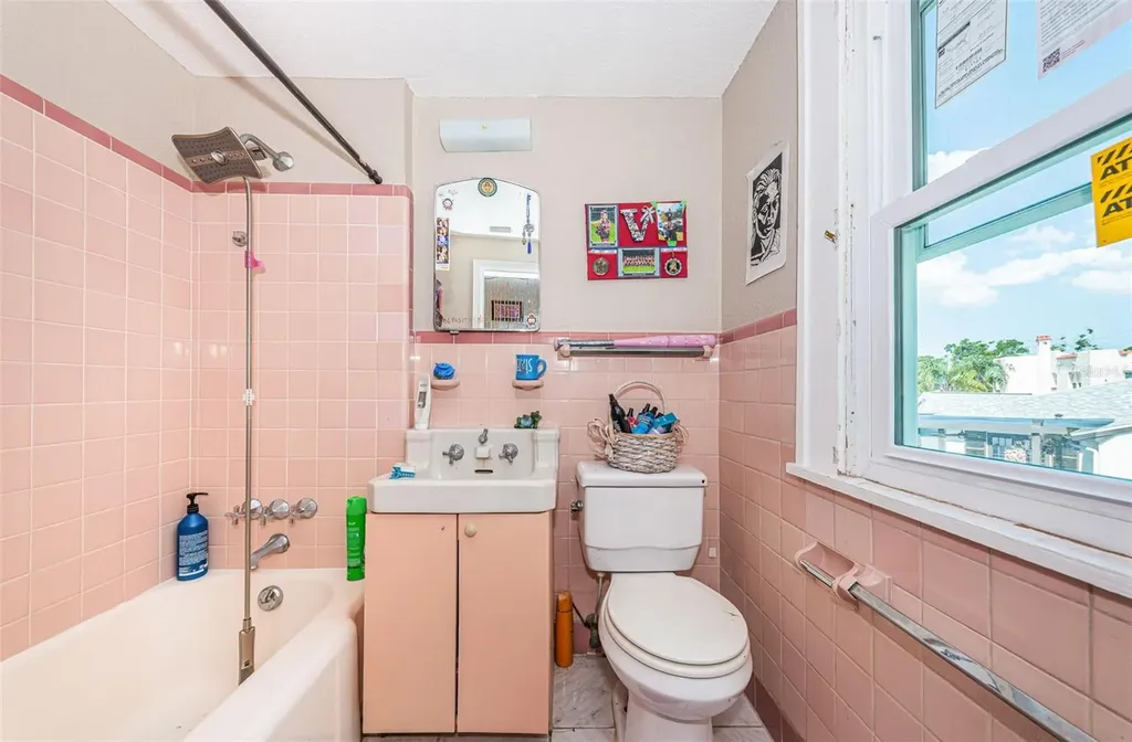 3730 Foster Hill Drive N St Petersburg FL 33704