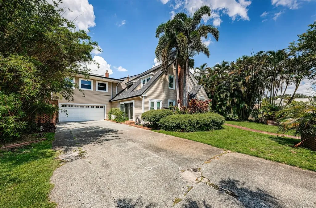 3730 Foster Hill Drive N St Petersburg FL 33704