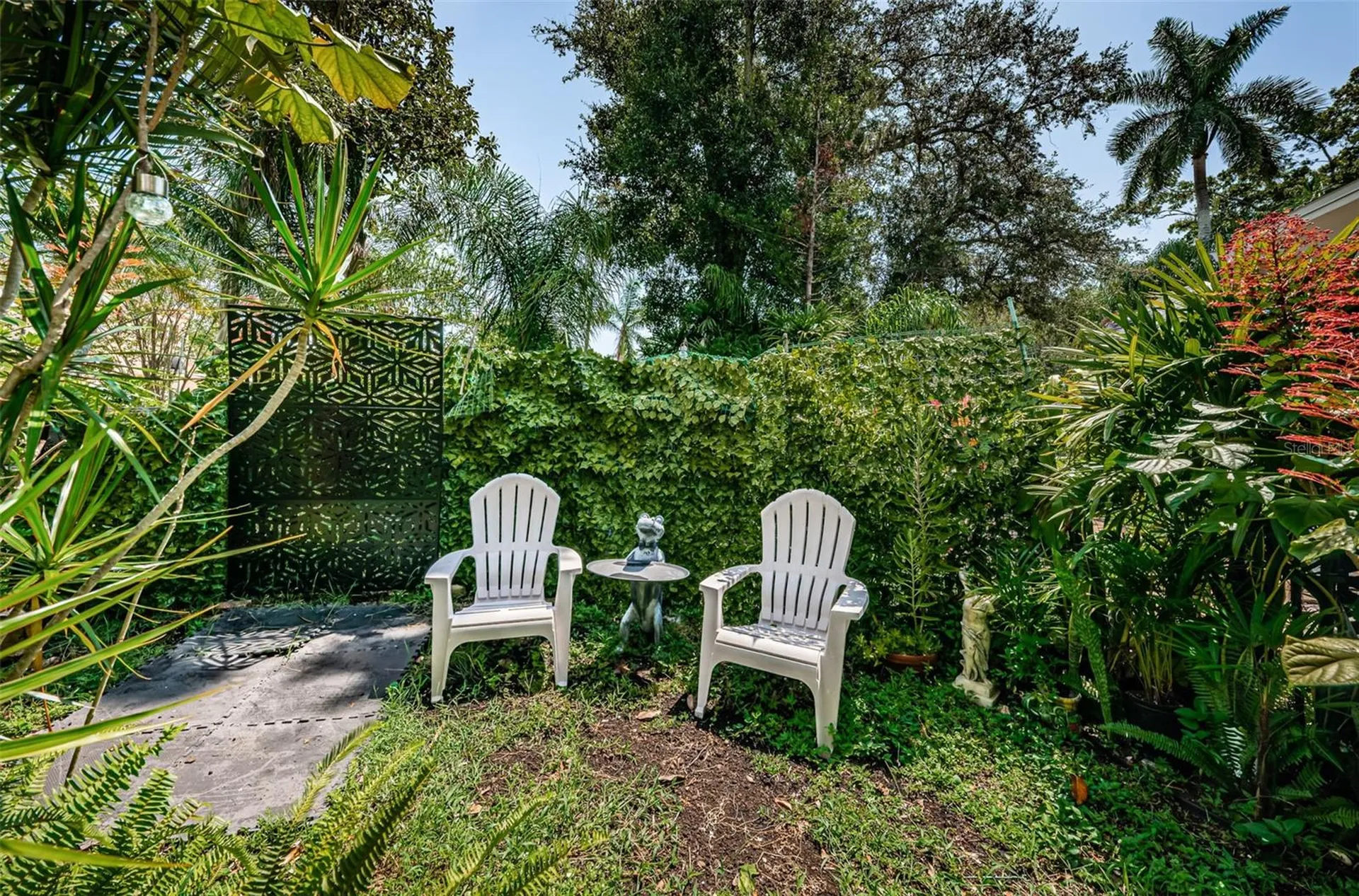 3730 Foster Hill Drive N St Petersburg FL 33704