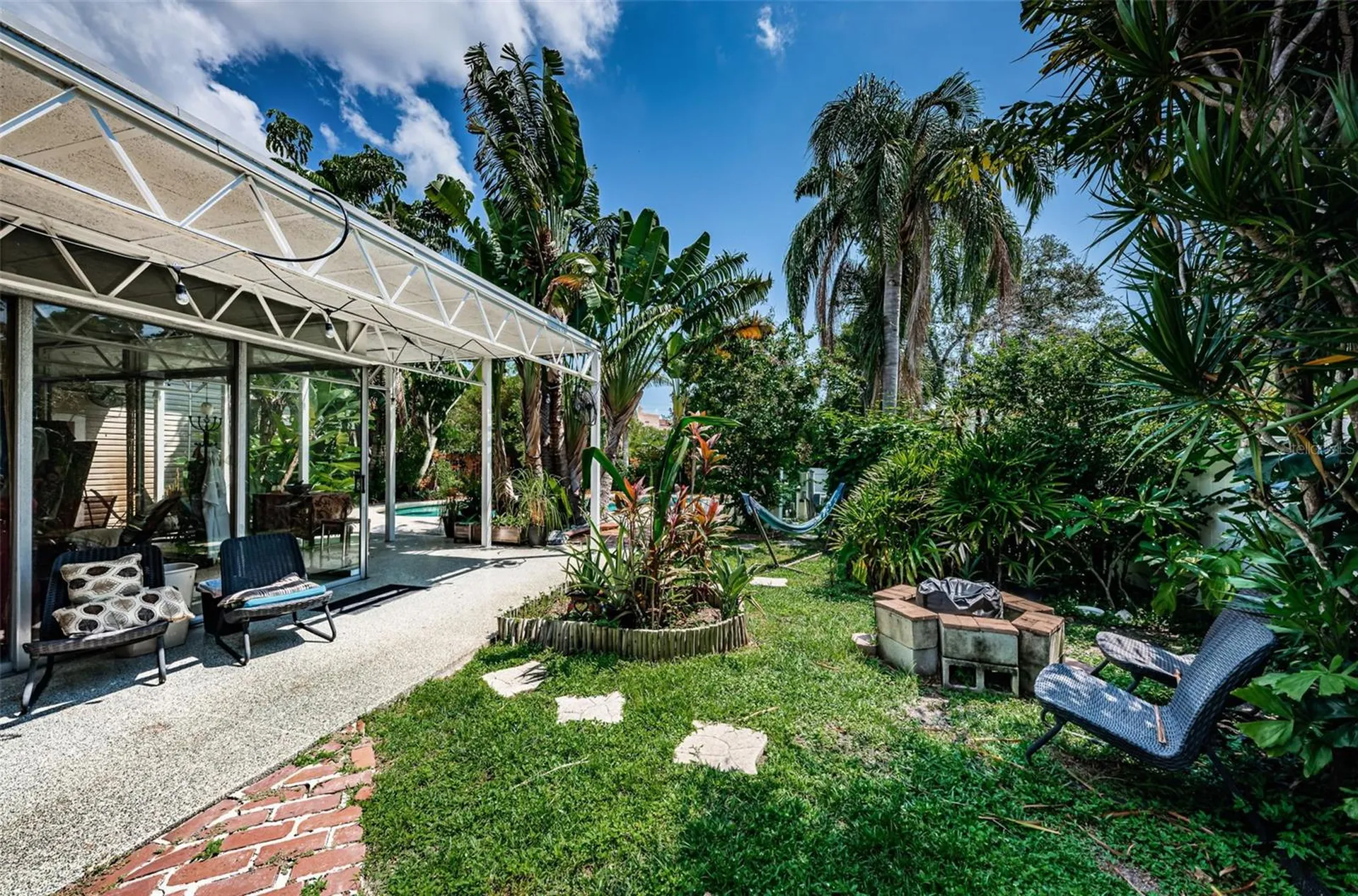 3730 Foster Hill Drive N St Petersburg FL 33704