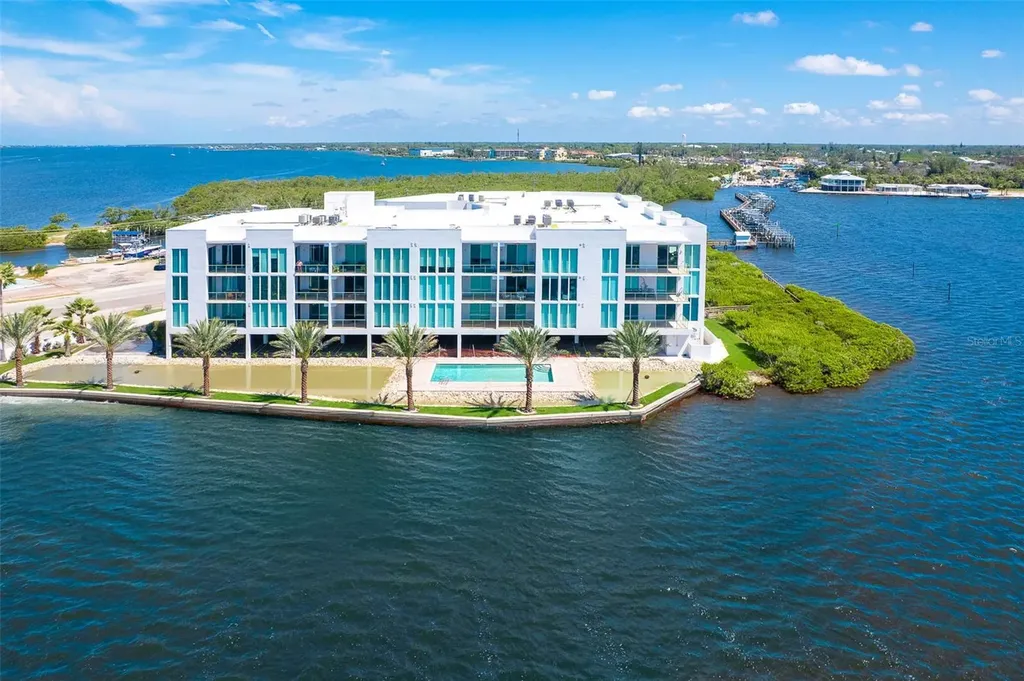 1375 Beach Road Englewood FL 34223