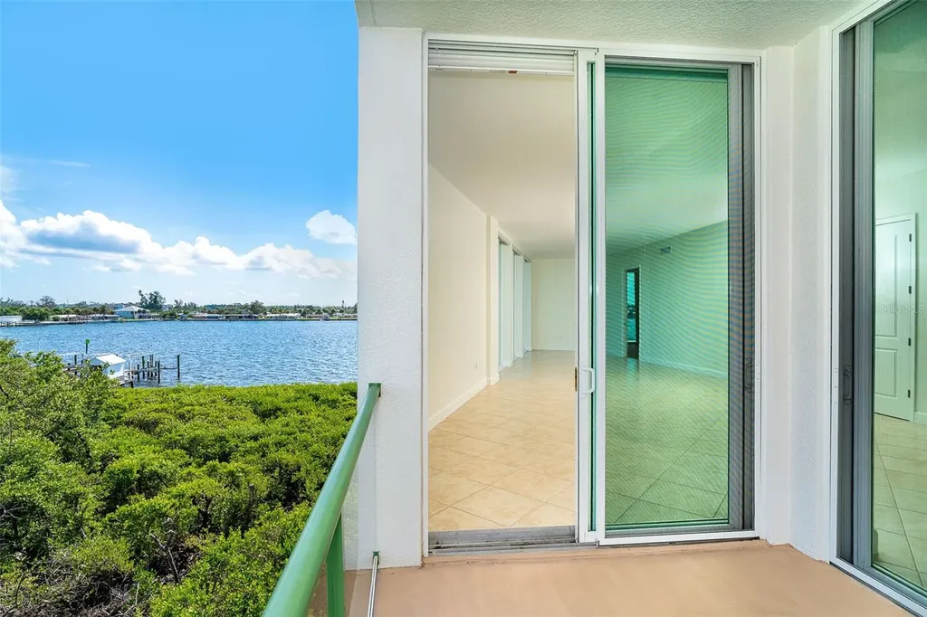 1375 Beach Road Englewood FL 34223