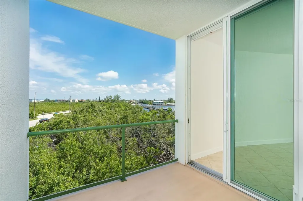 1375 Beach Road Englewood FL 34223