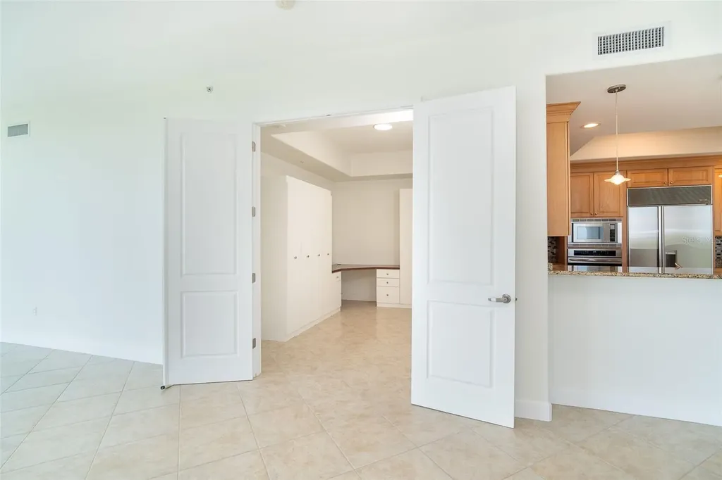 1375 Beach Road Englewood FL 34223