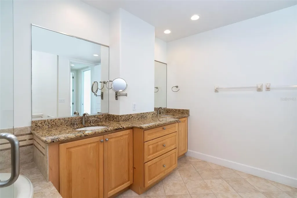 1375 Beach Road Englewood FL 34223