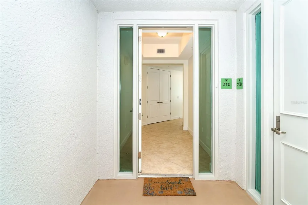 1375 Beach Road Englewood FL 34223