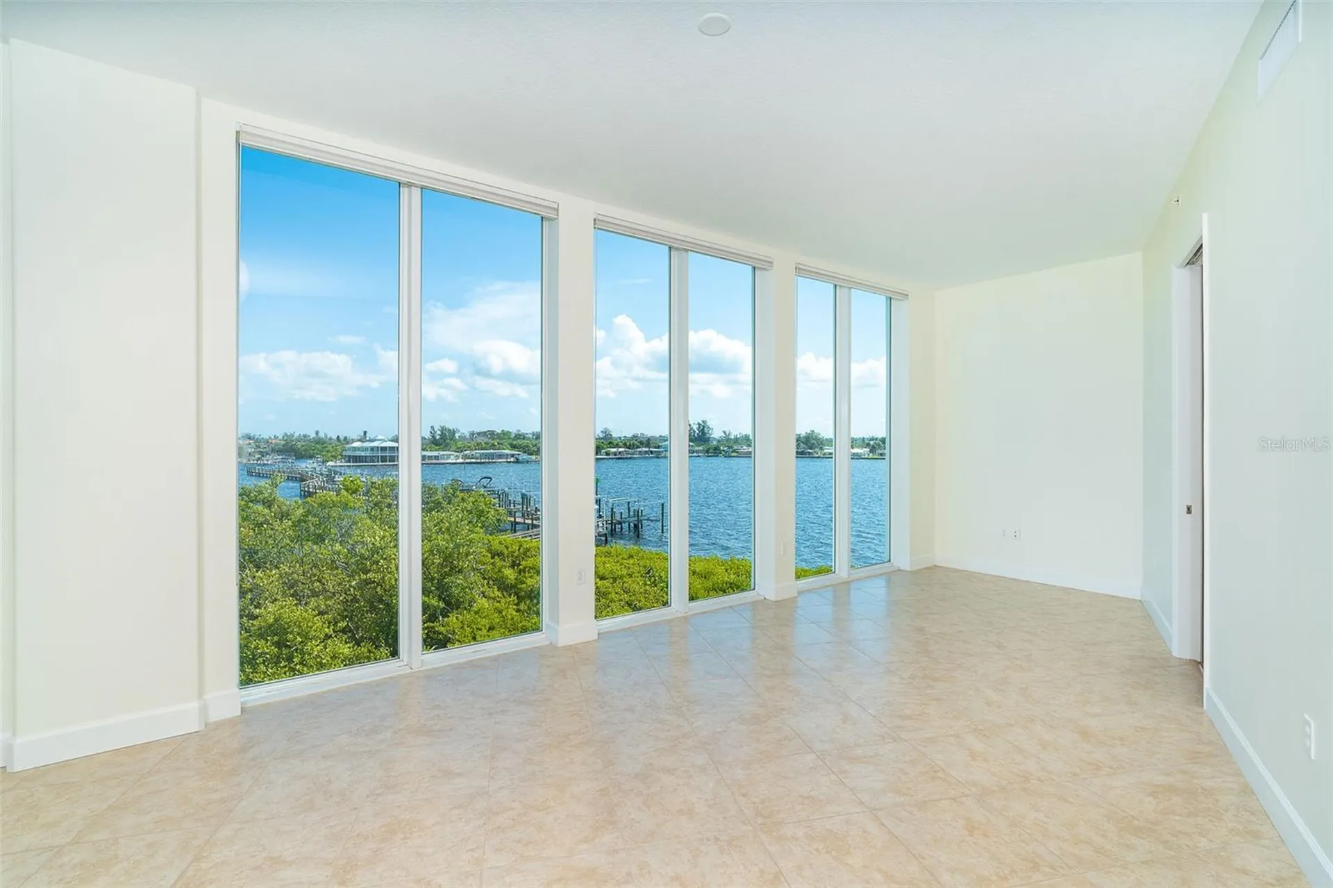 1375 Beach Road Englewood FL 34223