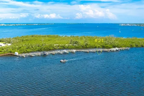 1375 Beach Road Englewood FL 34223