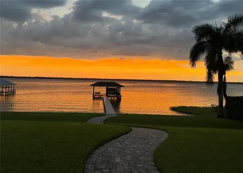 632 Sunset Pointe Drive Lake Placid FL 33852
