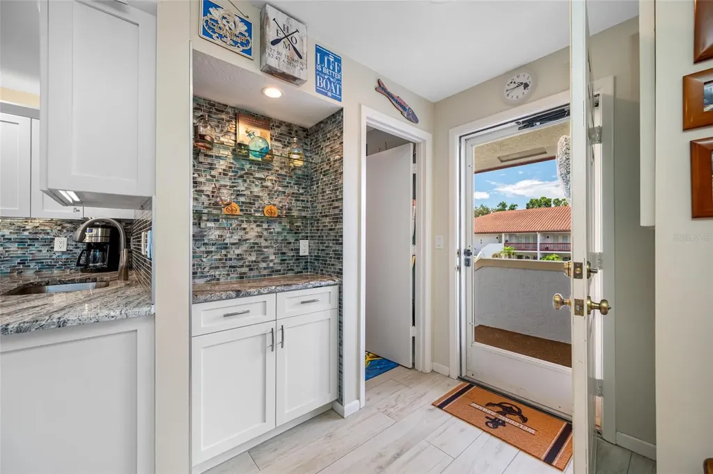 10600 Village Drive Seminole FL 33772