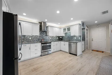 10600 Village Drive Seminole FL 33772