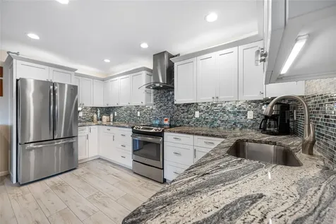 10600 Village Drive Seminole FL 33772