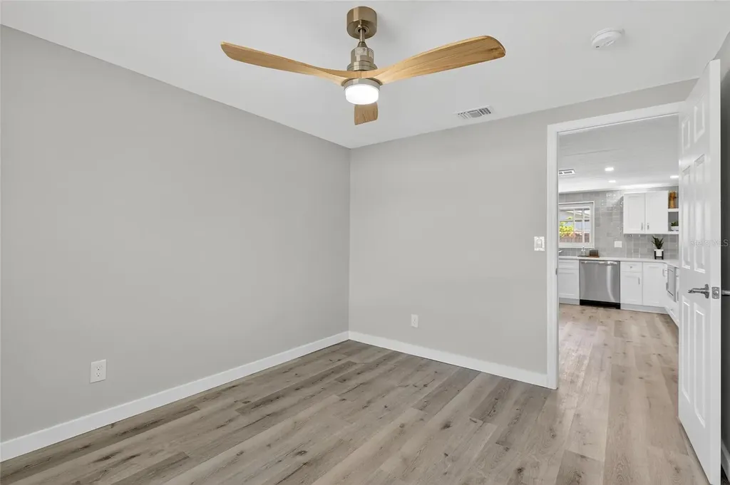 635 Jamaica Circle E Apollo Beach FL 33572