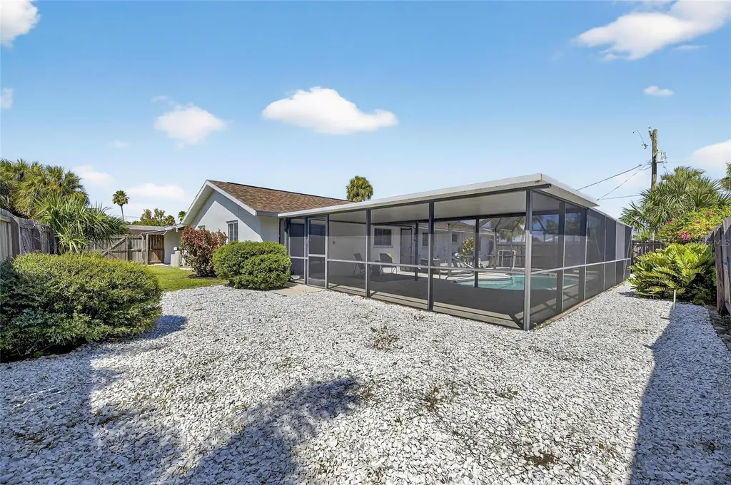 635 Jamaica Circle E Apollo Beach FL 33572