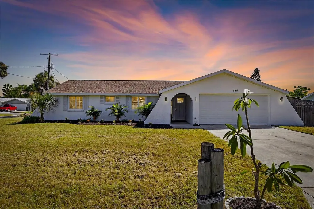 635 Jamaica Circle E Apollo Beach FL 33572