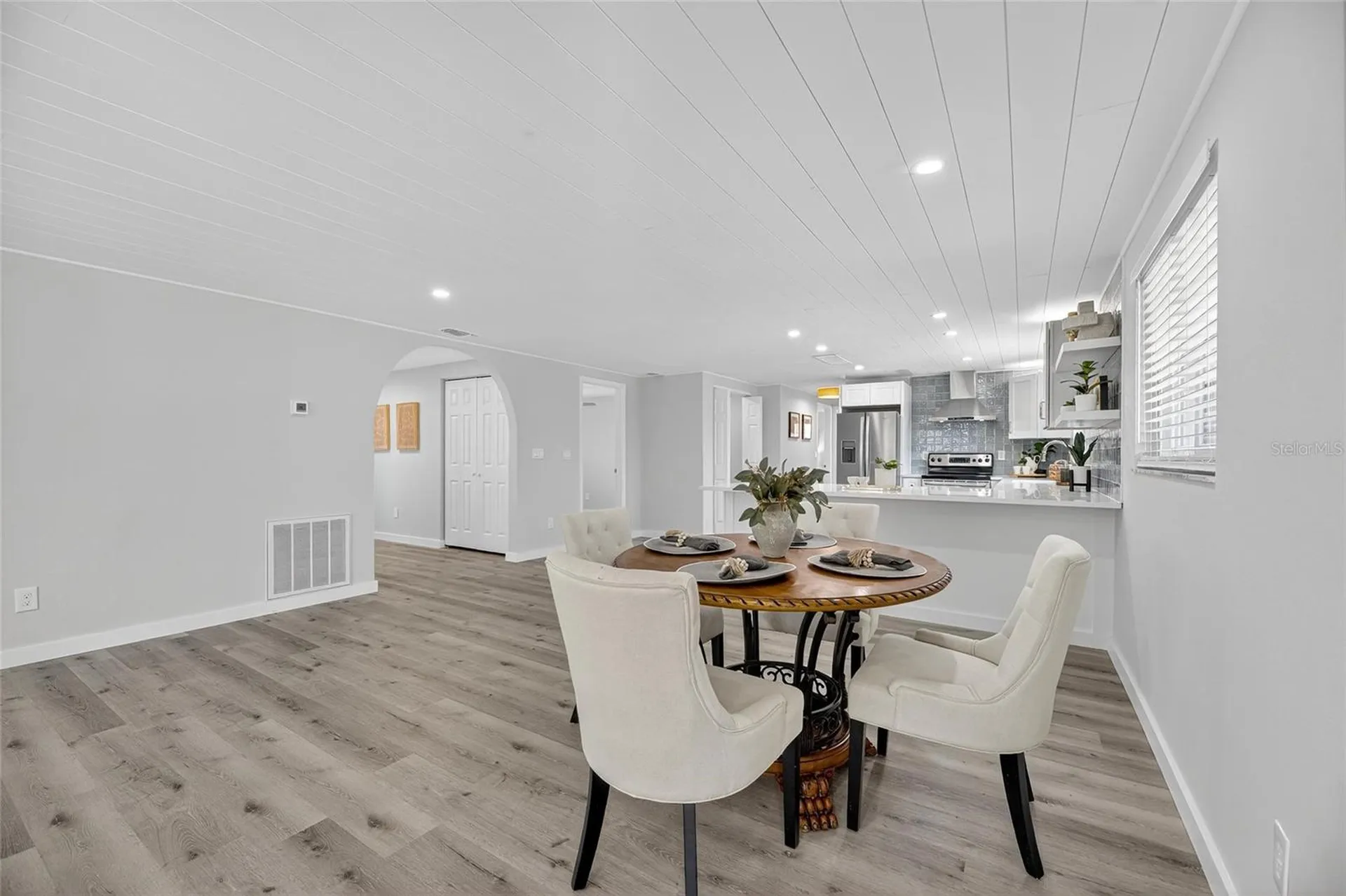 635 Jamaica Circle E Apollo Beach FL 33572
