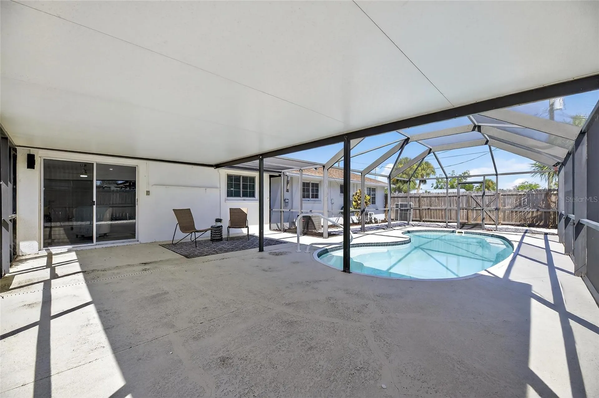 635 Jamaica Circle E Apollo Beach FL 33572