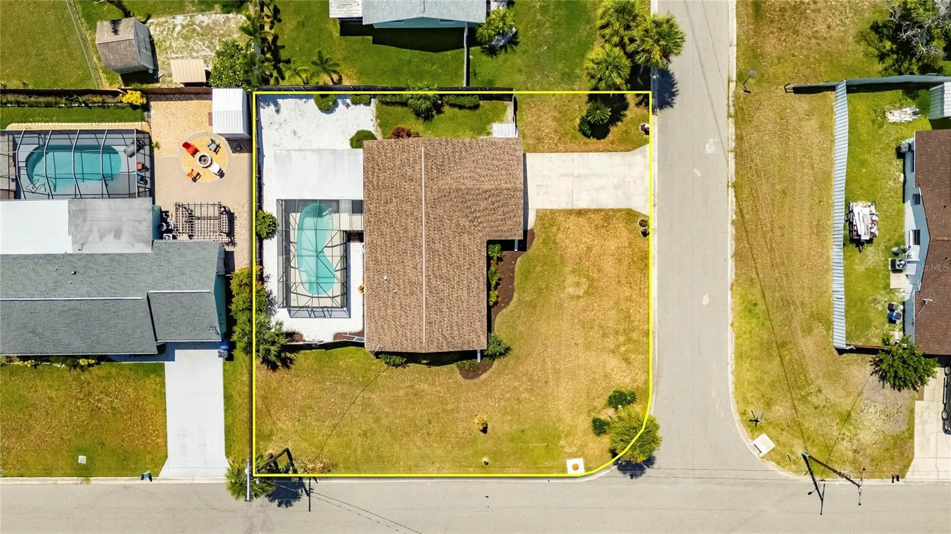 635 Jamaica Circle E Apollo Beach FL 33572