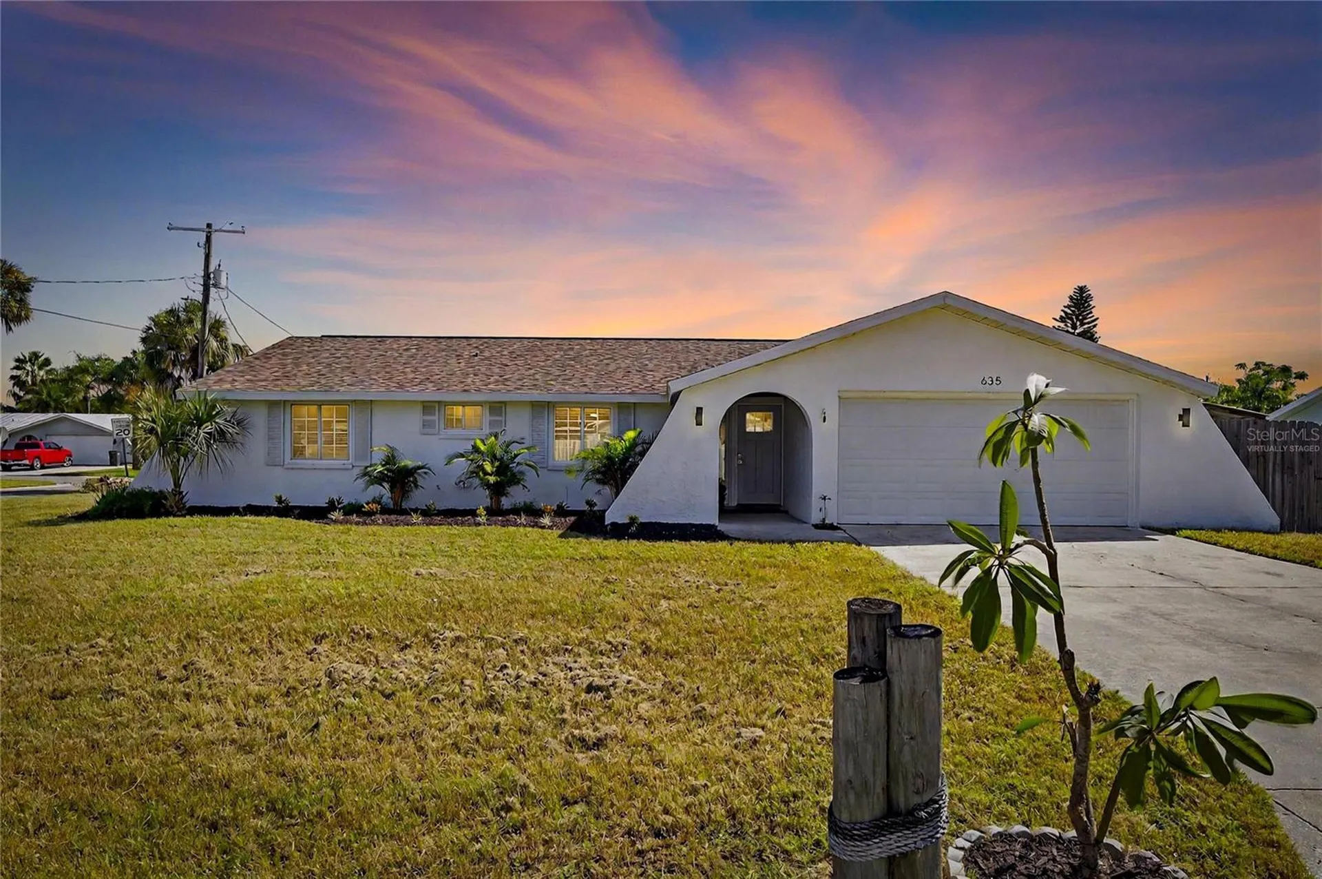 635 Jamaica Circle E Apollo Beach FL 33572