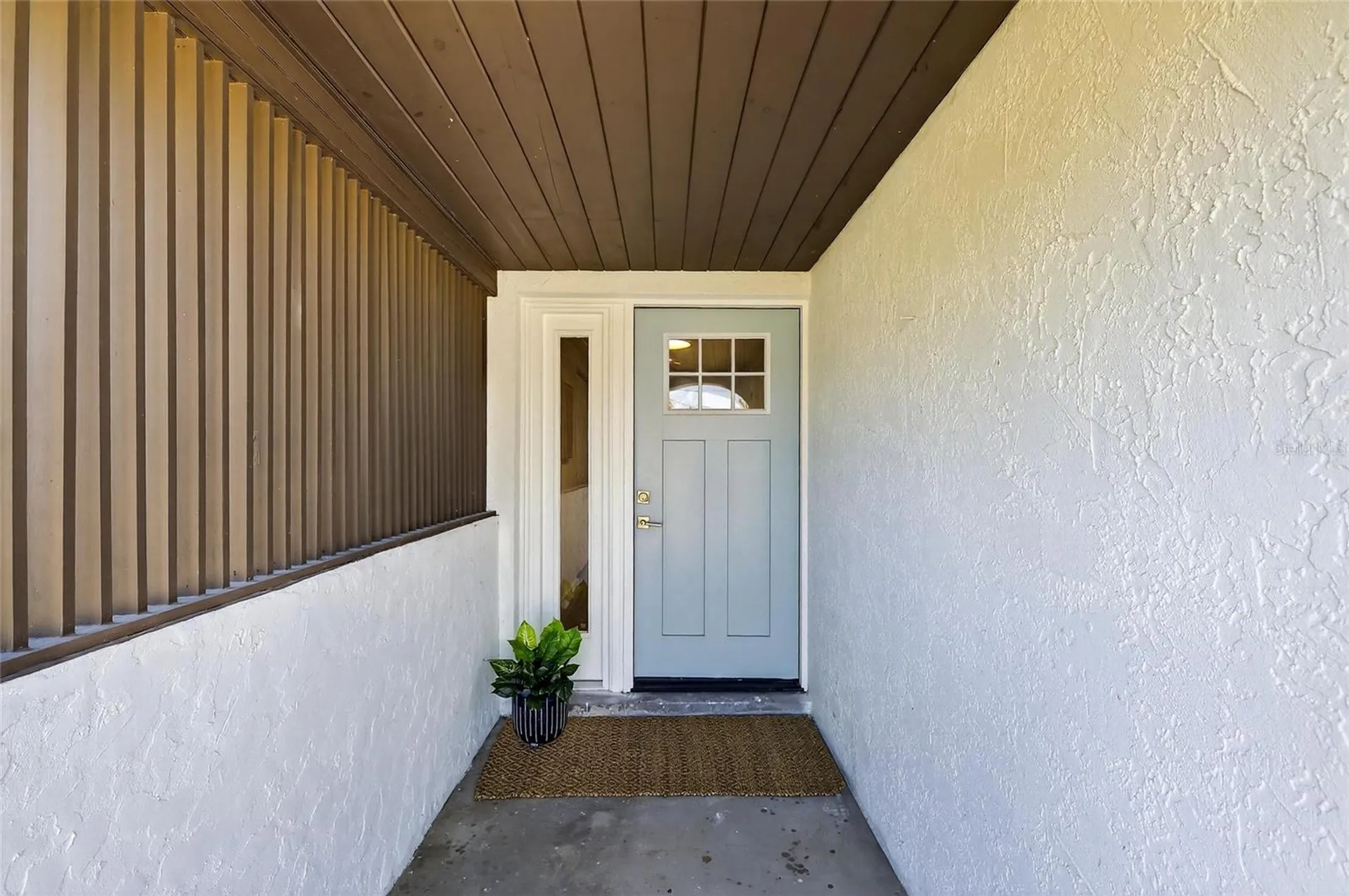 635 Jamaica Circle E Apollo Beach FL 33572