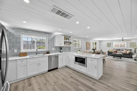 635 Jamaica Circle E Apollo Beach FL 33572