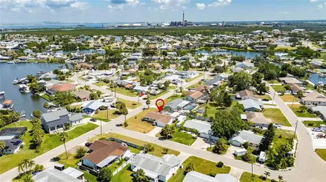 635 Jamaica Circle E Apollo Beach FL 33572