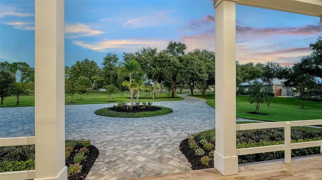 6910 211th Street E Bradenton FL 34211
